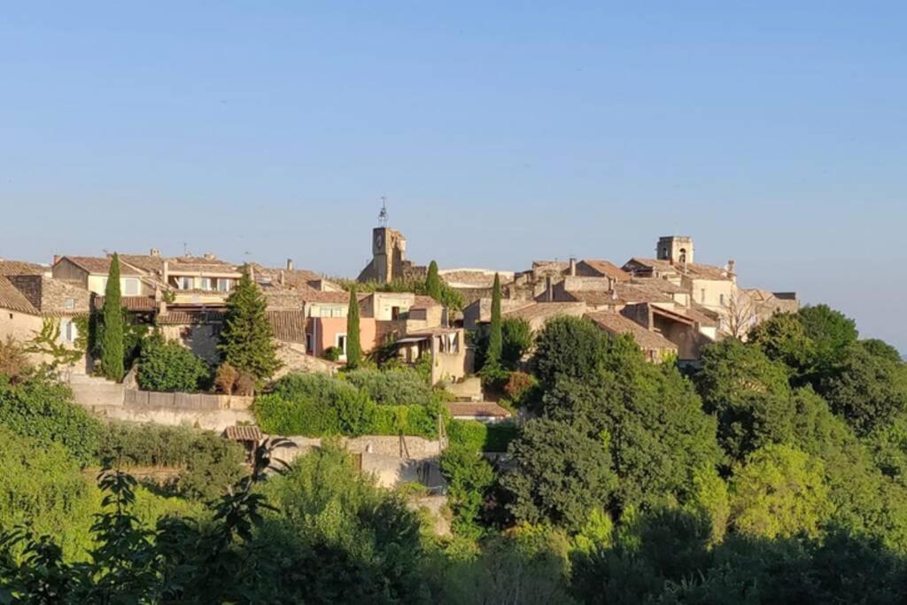 Holiday home Sous L'olivier